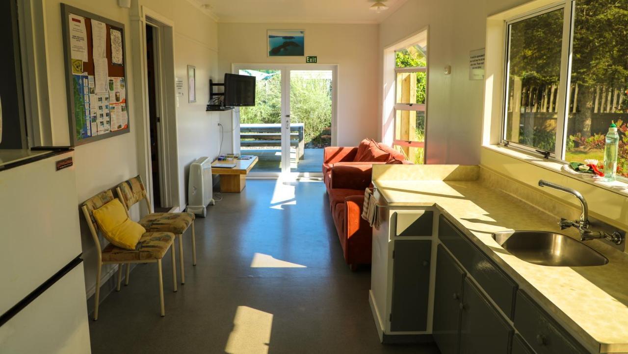 Marahau Beach Camp Esterno foto